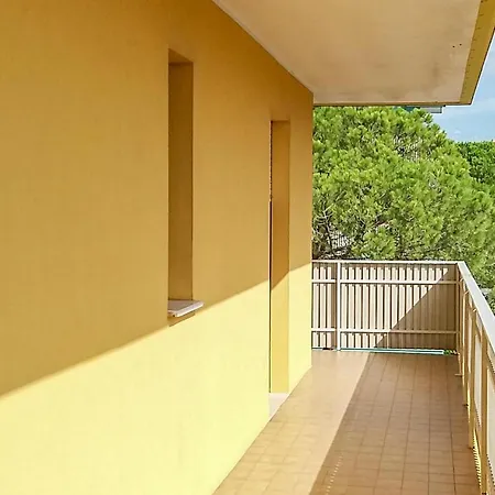 Apartament 3 Bedroom Lovely In *